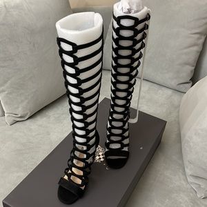 Vince Camuto VC CHESTA Boots